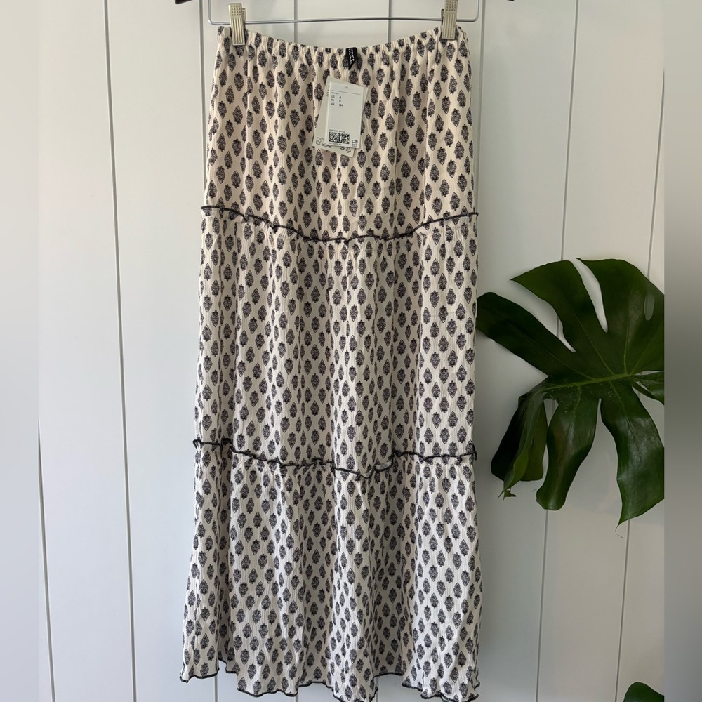 Black and White Maxi Skirt